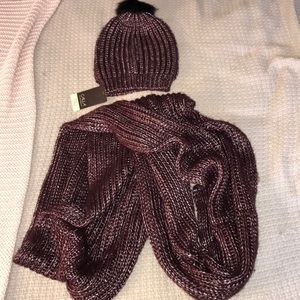 BNWT CALIA by Carrie Underwood scarf & beanie set